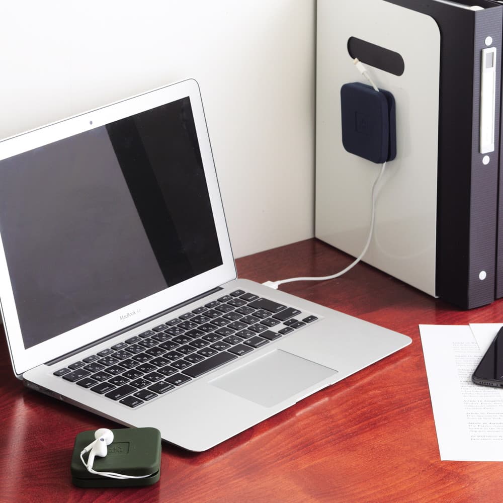 巻き取りやすいシリコンゴム製 便利なマグネットが付いたケーブルリール リヒトラブ Altna ケーブルリール マグネット付 宇佐美鉱油の総合通販サイト うさマート