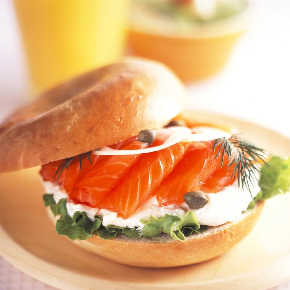 北海道 王子サーモン トラウトスモーク切り落とし 500g 宇佐美鉱油のギフトサイト うさマートギフト